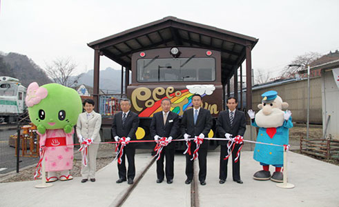 トロッコ列車シェルパ君出発式