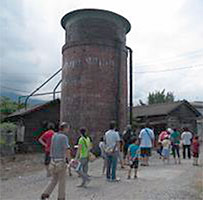 貴重な給水塔を見学