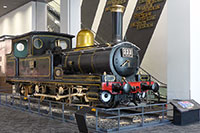 国産蒸気機関車で初めて
国指定重要文化財になった233号