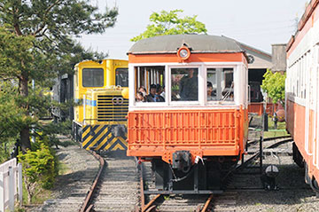 「周年祭」「初夏の加悦ＳＬまつり」
『加悦鉄道再現列車』を運転