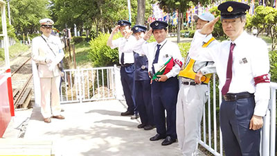 ▲イベントでは、みんな揃って〝オモテナシ〟