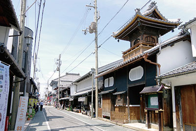 旧北国街道長浜宿の町並み