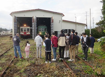 昨年10/29の
一般公開時前照灯点灯