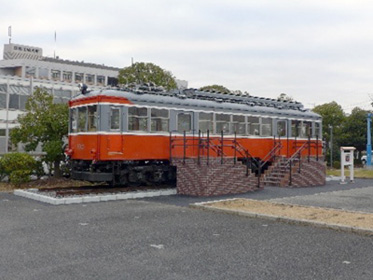 箱根登山鉄道車両の再塗装