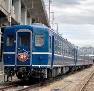 ０２５年７月　１２系客車を導入