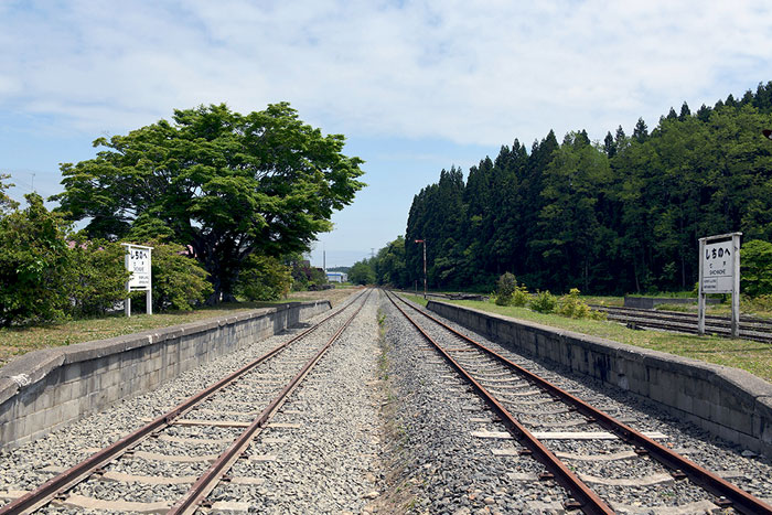 構内すべての線路のＰＣ枕木化作業が完了し、１、２番線とも車両が入線できるように