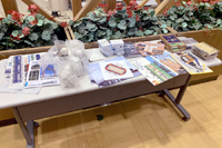 今回も色々な団体から抽選会用の
景品をご提供いただきました