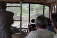 線路は駅構内野辺地方の
国道４号線付近まで伸びています