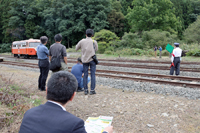 それからも独特な時間は流れ