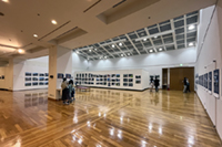 展示室右側　
合計１６０点展示